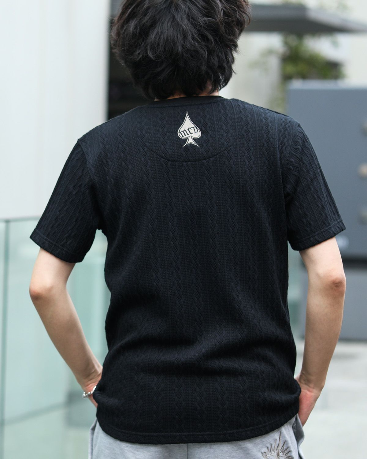 ブラック:173cm/63kg(Lサイズ着用)