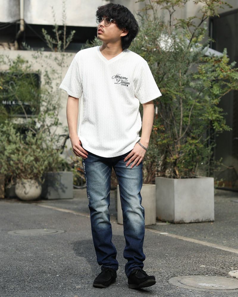 ホワイト:173cm/63kg(XLサイズ着用)