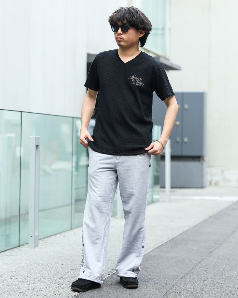 ブラック:173cm/63kg(Lサイズ着用)