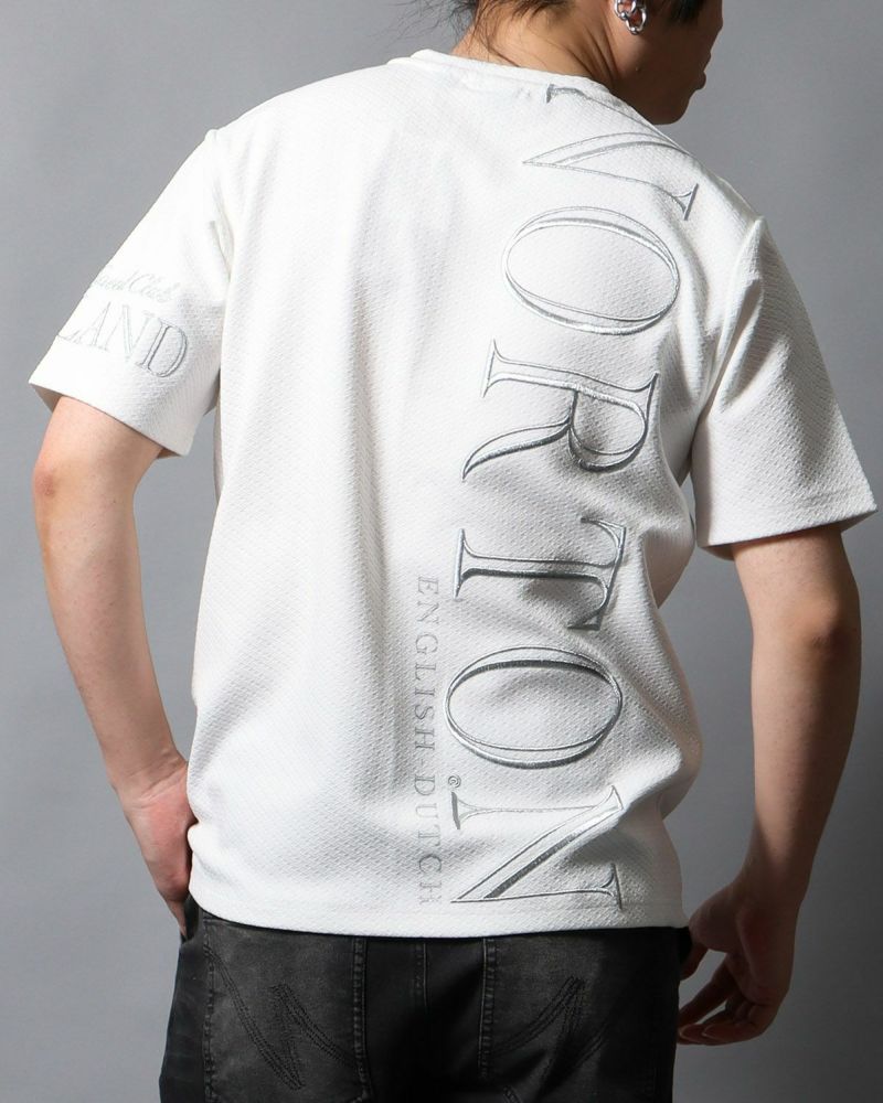 ホワイト：178cm/75kg(Lサイズ着用)