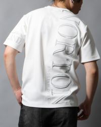 ホワイト：178cm/75kg(Lサイズ着用)