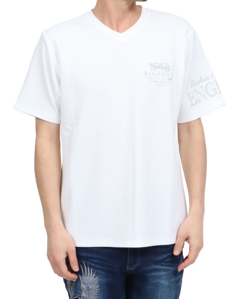 ホワイト：180cm67kg(Lサイズ着用)