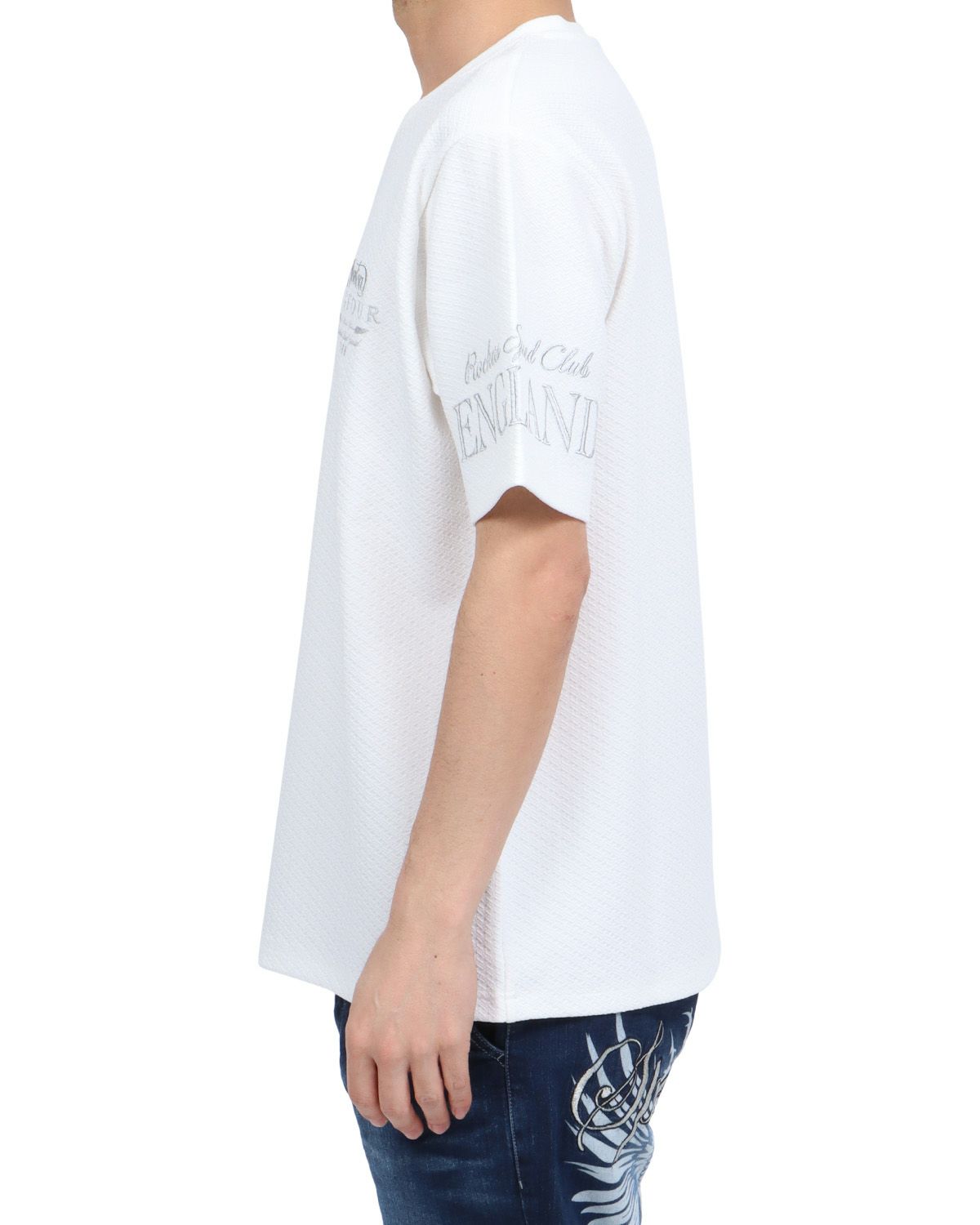 ホワイト：180cm67kg(Lサイズ着用)