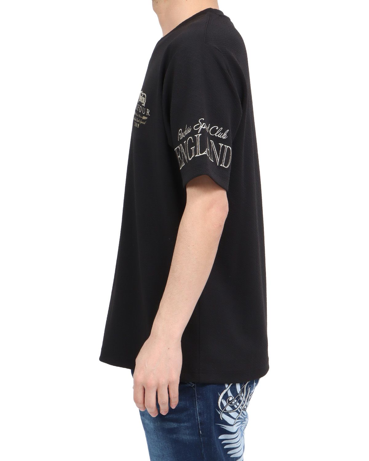 ブラック：180cm67kg(Lサイズ着用)