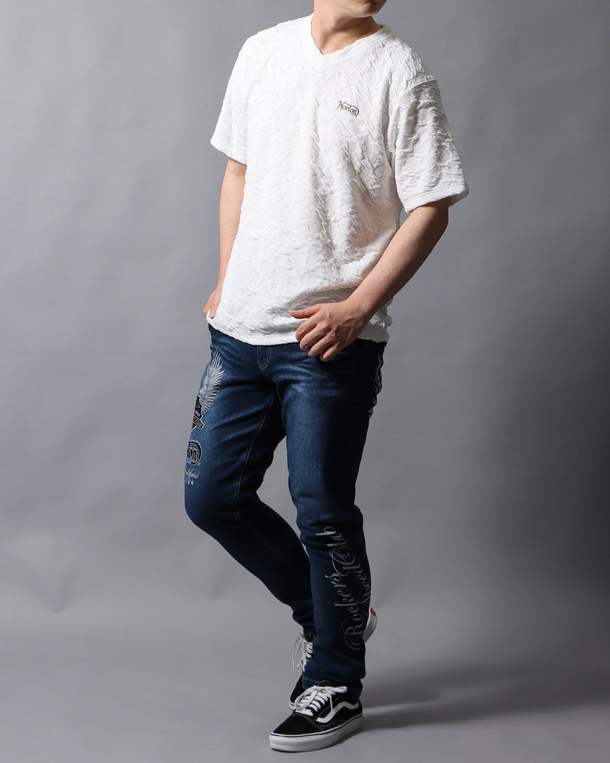 オフホワイト：178cm/75kg(Lサイズ着用)