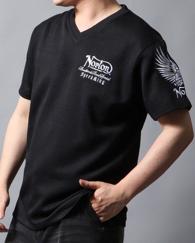 ブラック：178cm/75kg(Lサイズ着用)