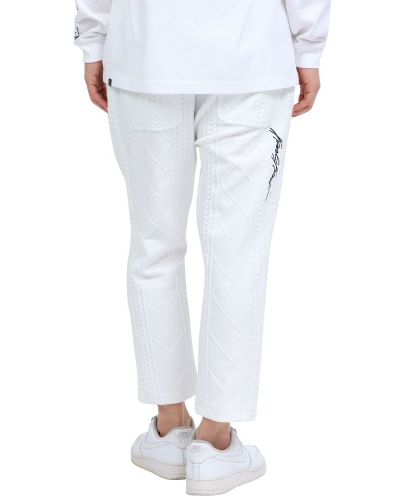 ホワイト：180cm67kg(Lサイズ着用)