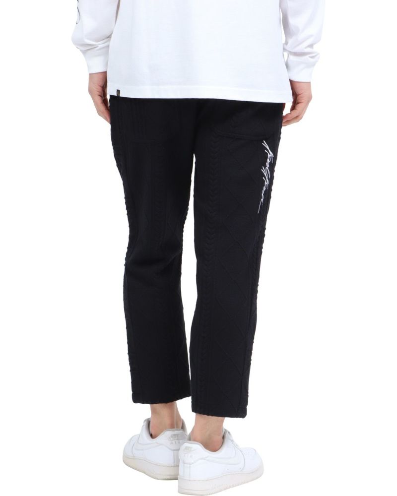 ブラック：180cm67kg(Mサイズ着用)