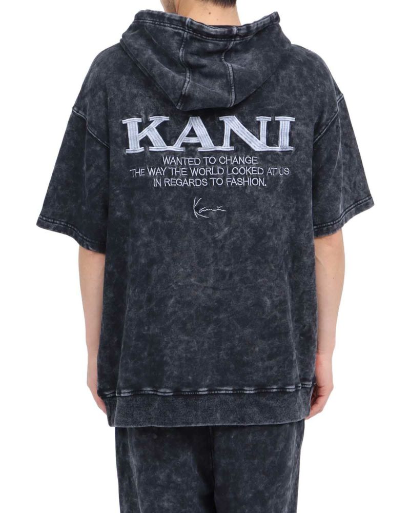 ブラック：180cm67kg(Lサイズ着用)