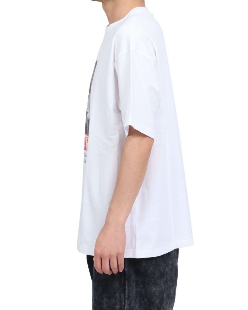 ホワイト：180cm67kg(Lサイズ着用)