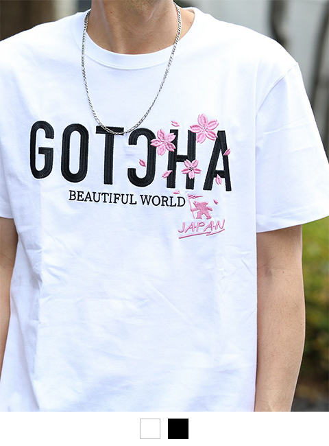 ホワイト：180cm67kg(Lサイズ着用)