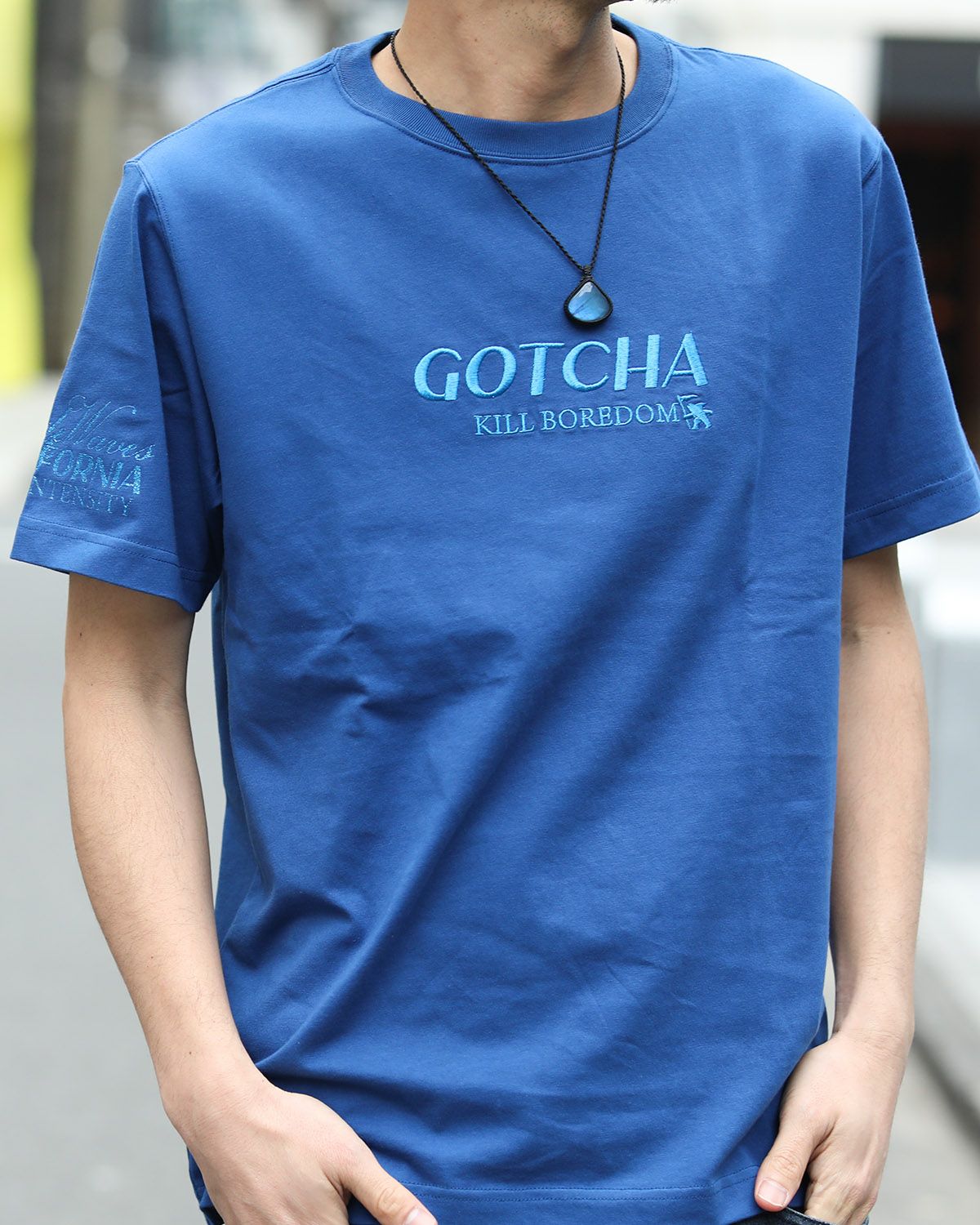 ブルー：180cm67kg(Lサイズ着用)