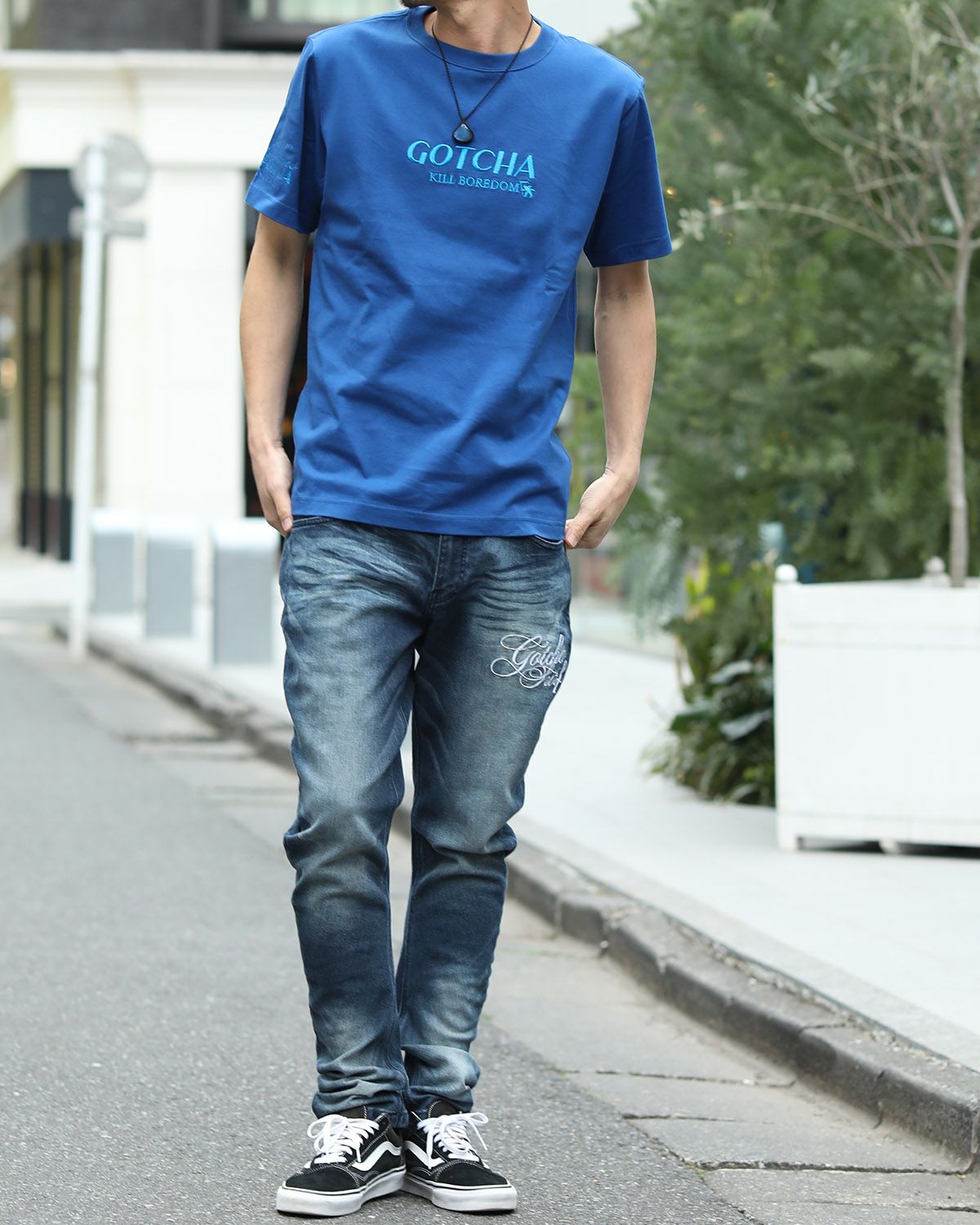 ブルー：180cm67kg(Lサイズ着用)