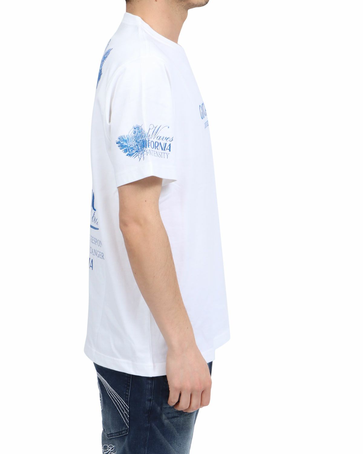 ホワイト：180cm67kg(Lサイズ着用)