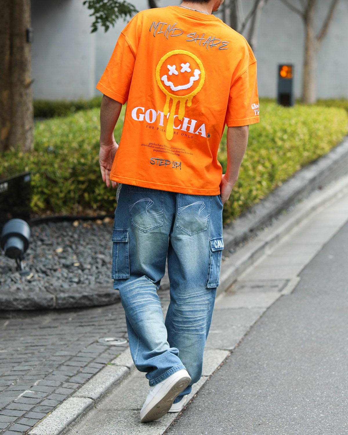 GOTCHA] スマイリー フェイス Tシャツ 2 | PEET ONLINE STORE