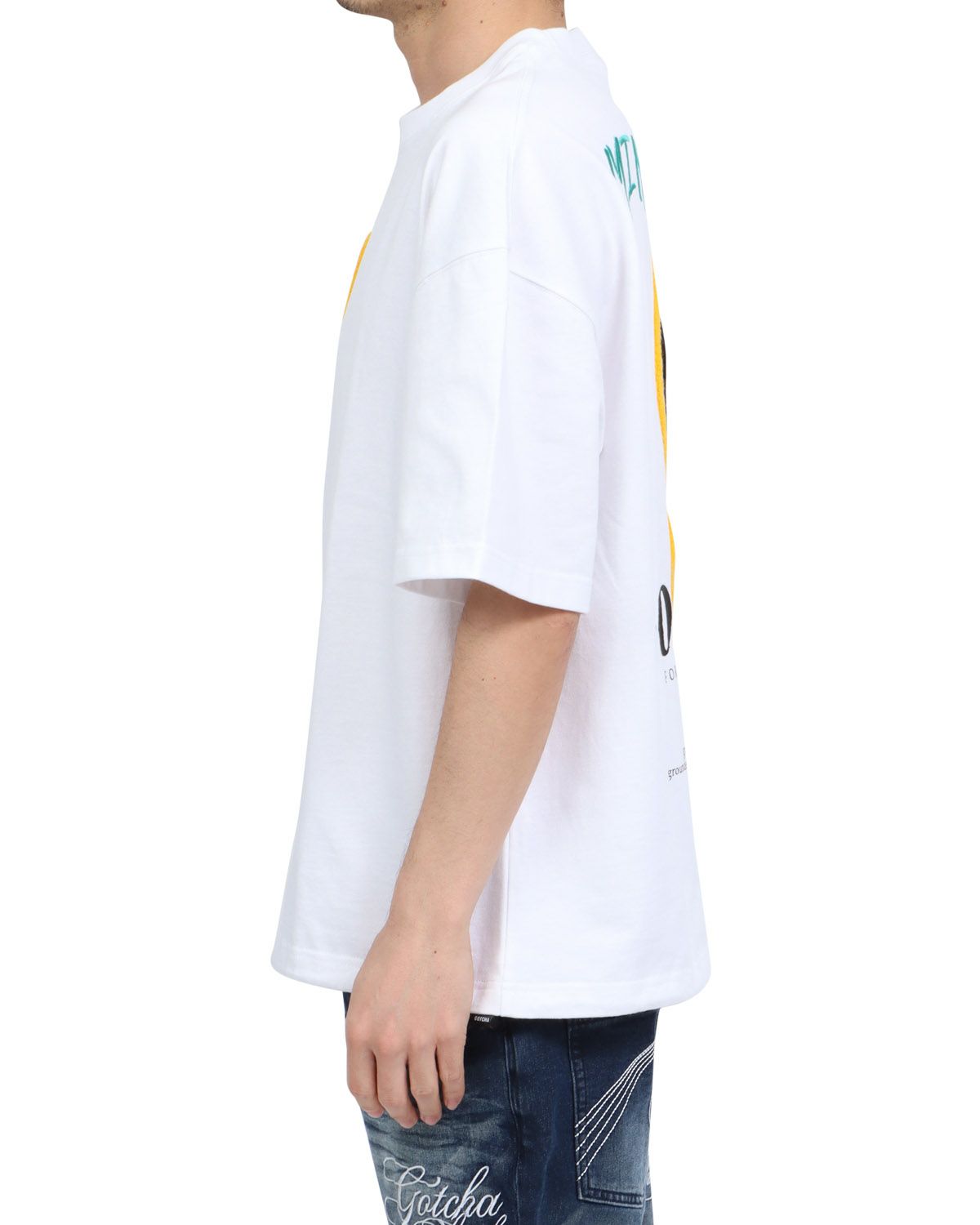 ホワイト：180cm67kg(Lサイズ着用)