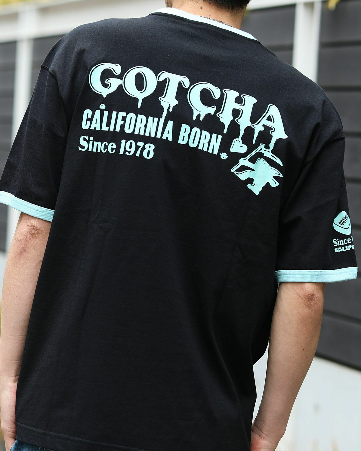 ブラック：180cm67kg(Lサイズ着用)