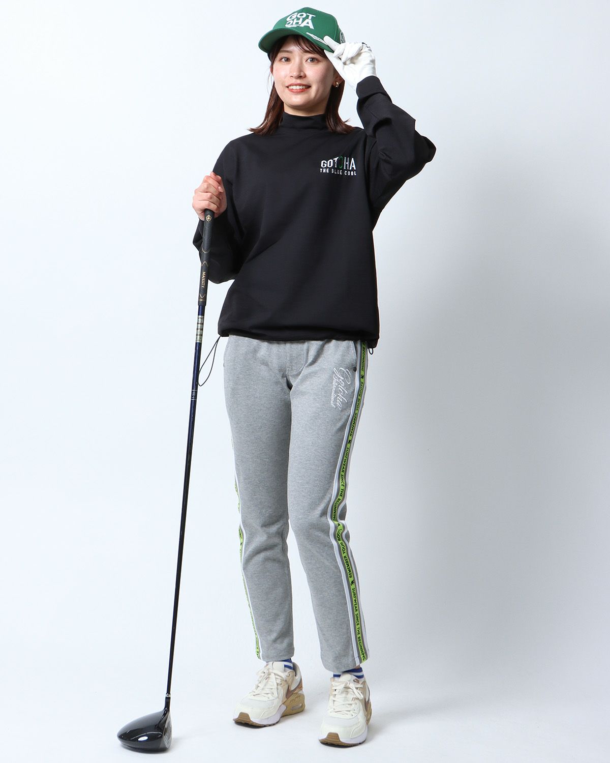 グレー:161cm(XSサイズ着用)