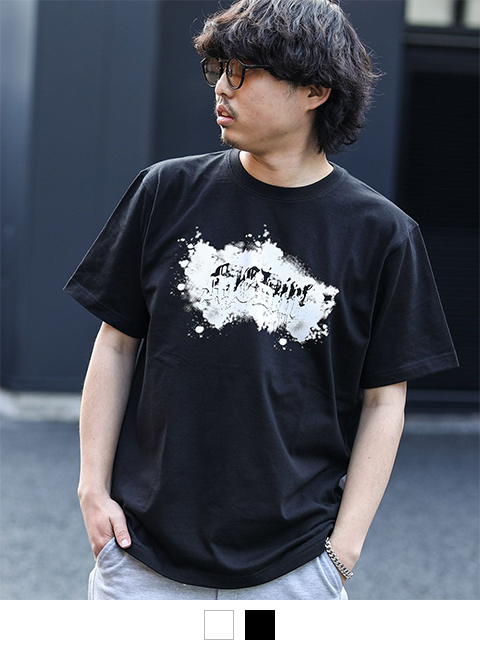 ブラック:173cm/63kg(Lサイズ着用)