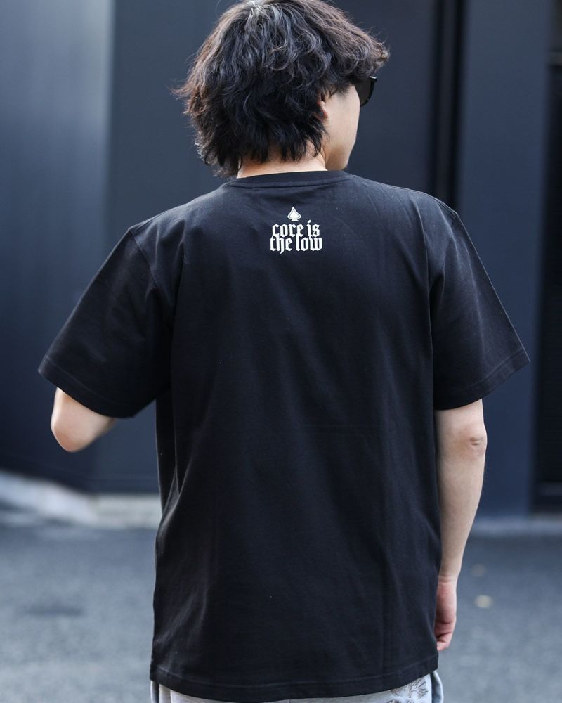 ブラック:173cm/63kg(Lサイズ着用)