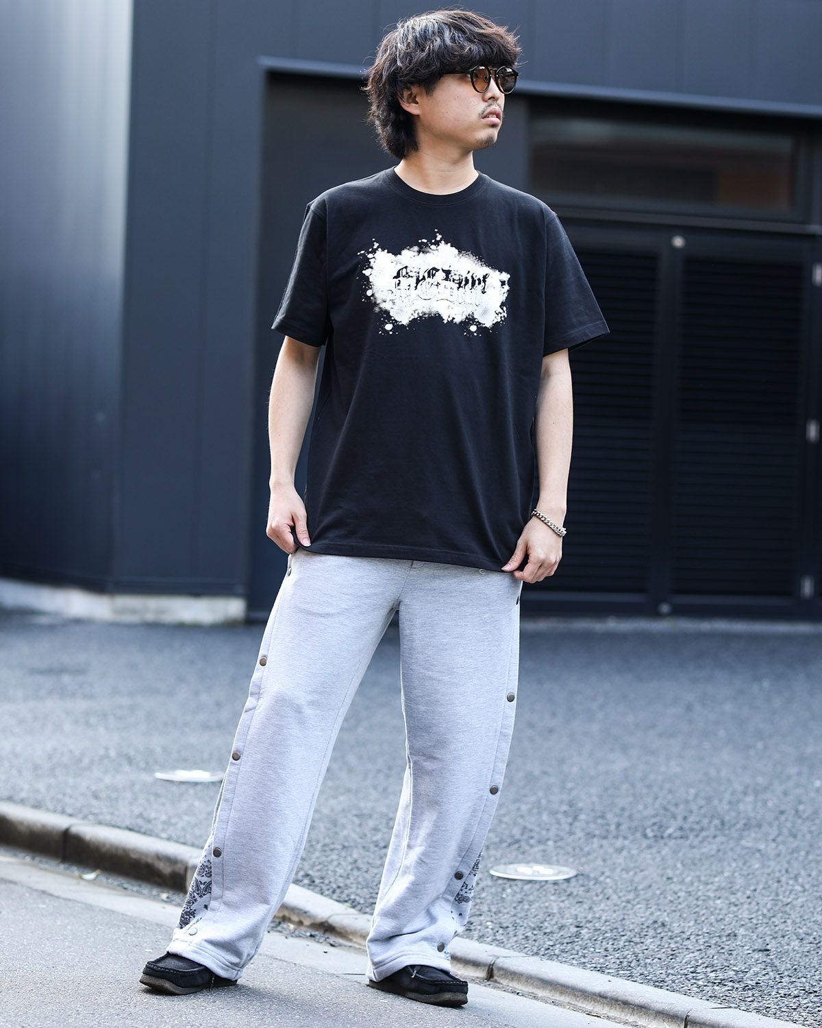 ブラック:173cm/63kg(Lサイズ着用)