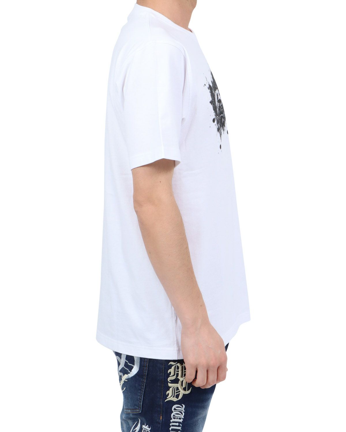 ホワイト：180cm67kg(Lサイズ着用)