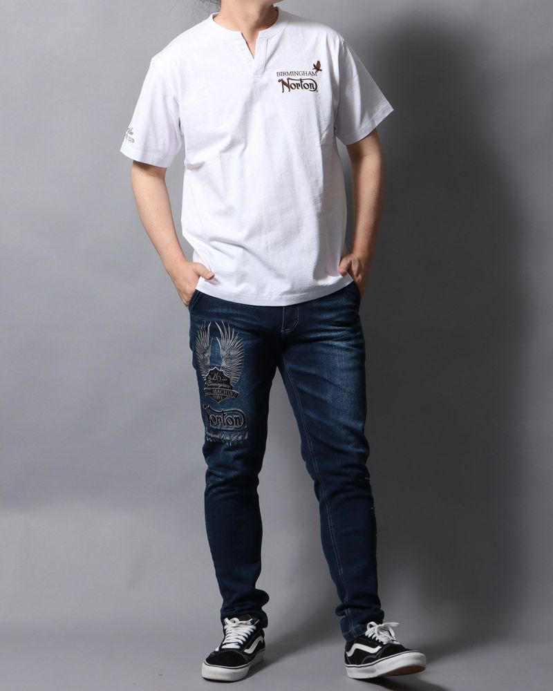 ホワイト：178cm/75kg(Lサイズ着用)