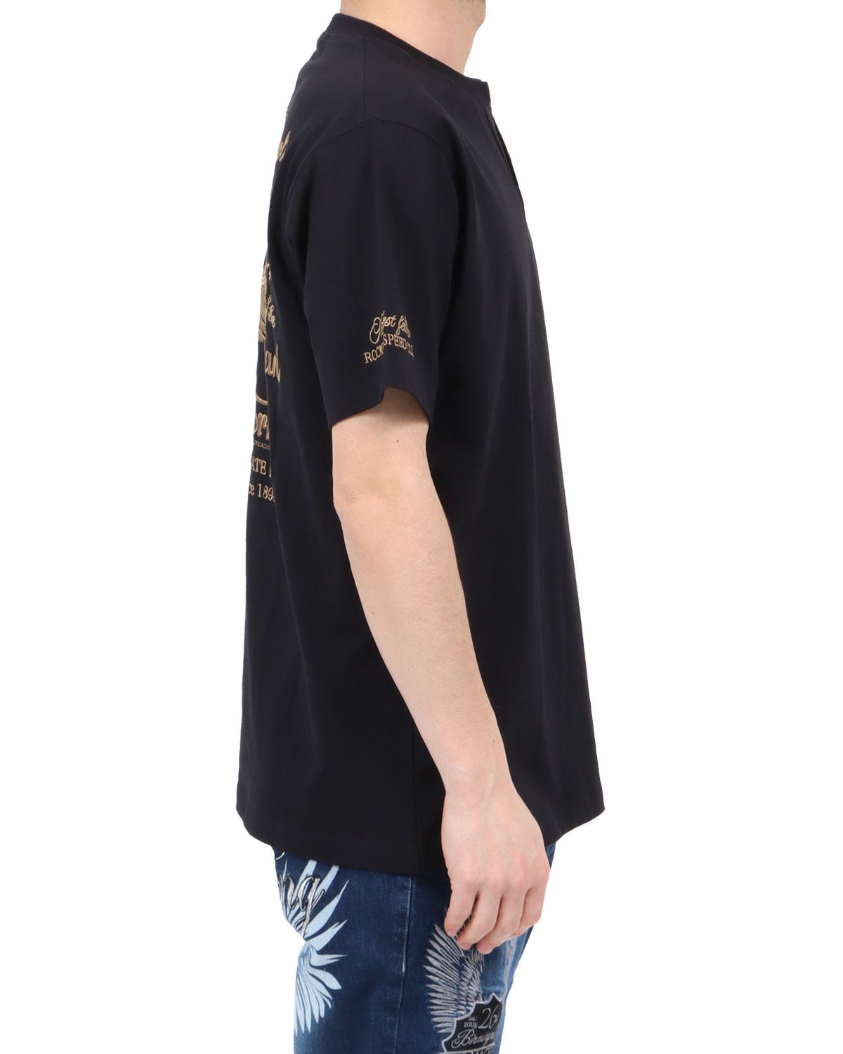 ブラック：180cm67kg(Lサイズ着用)