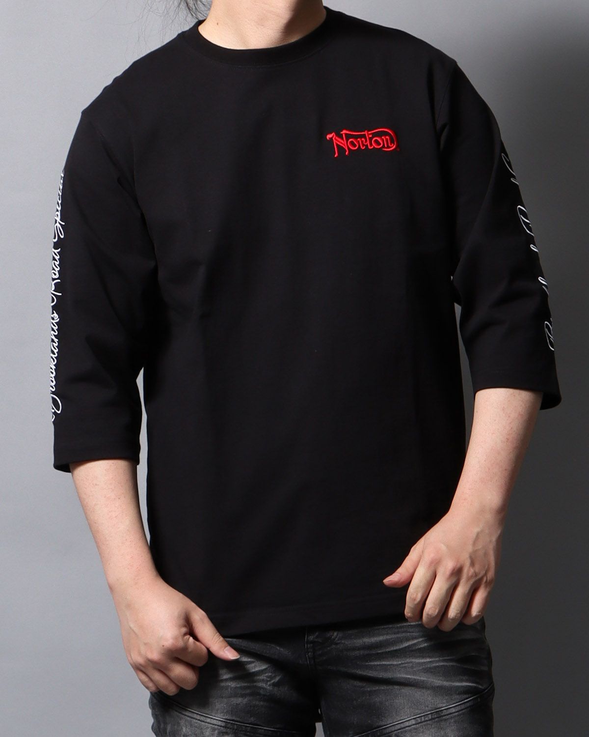 ブラック：178cm/75kg(Lサイズ着用)