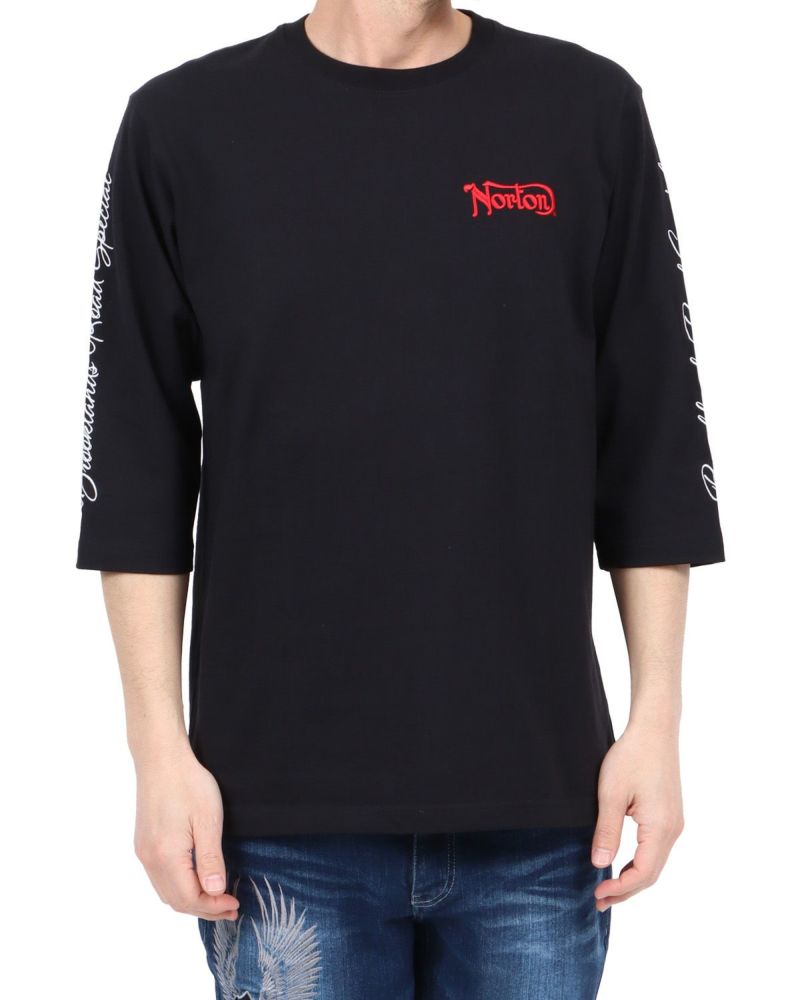 ブラック：180cm67kg(Lサイズ着用)