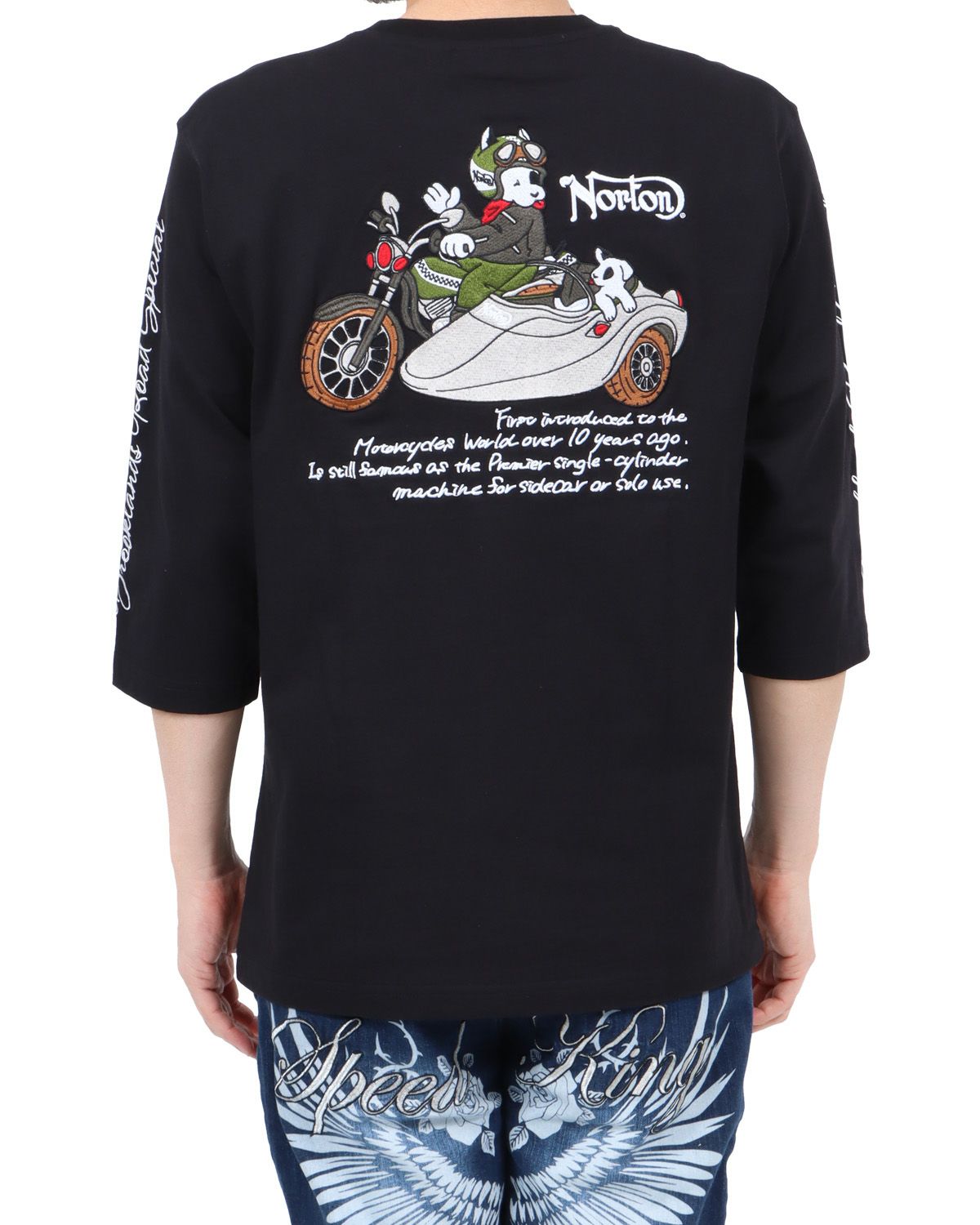 ブラック：180cm67kg(Lサイズ着用)