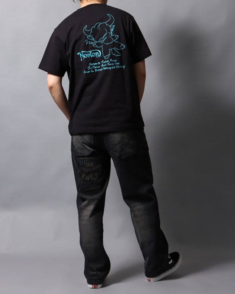 ブラック：178cm/75kg(Lサイズ着用)