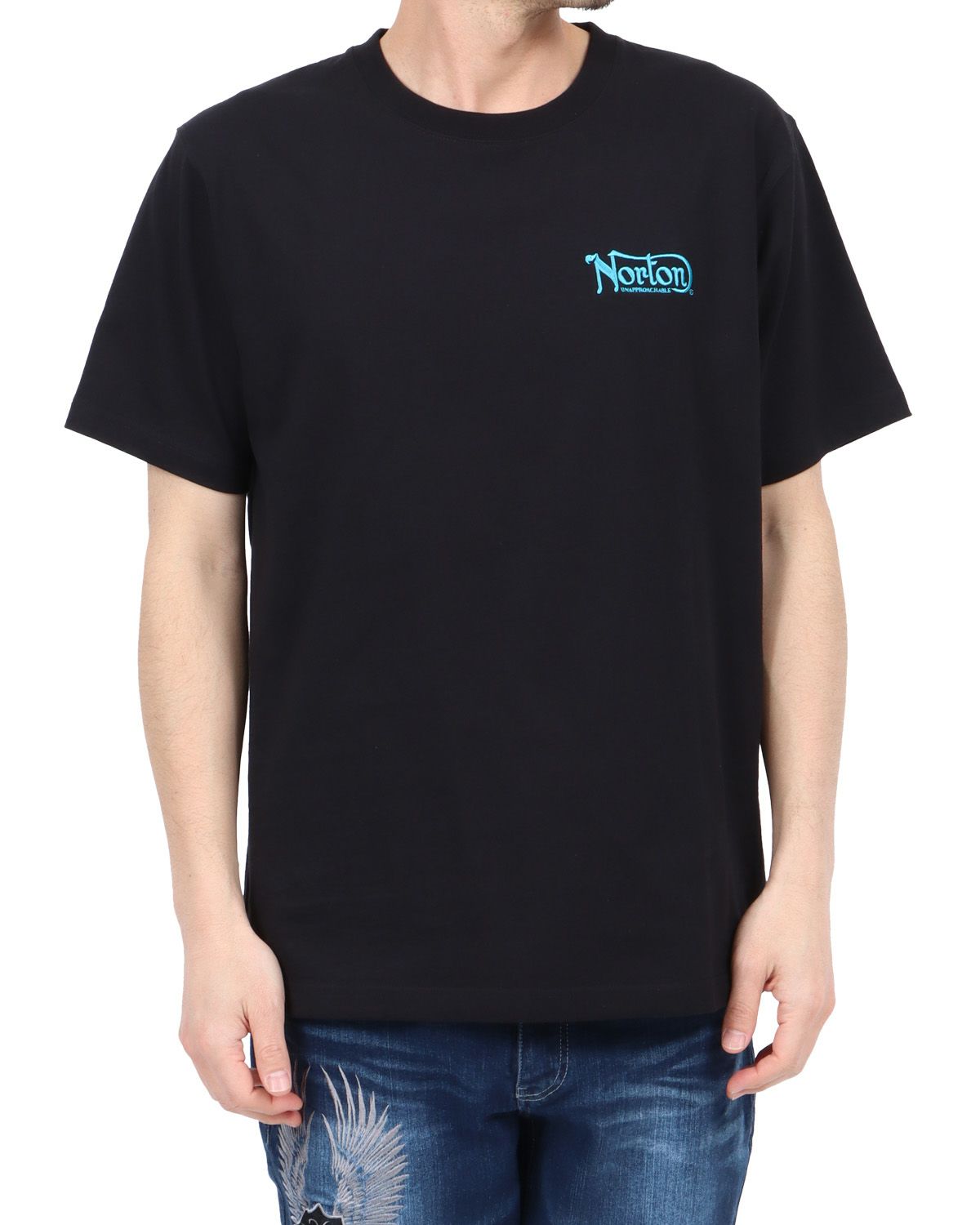 ブラック：180cm67kg(Lサイズ着用)