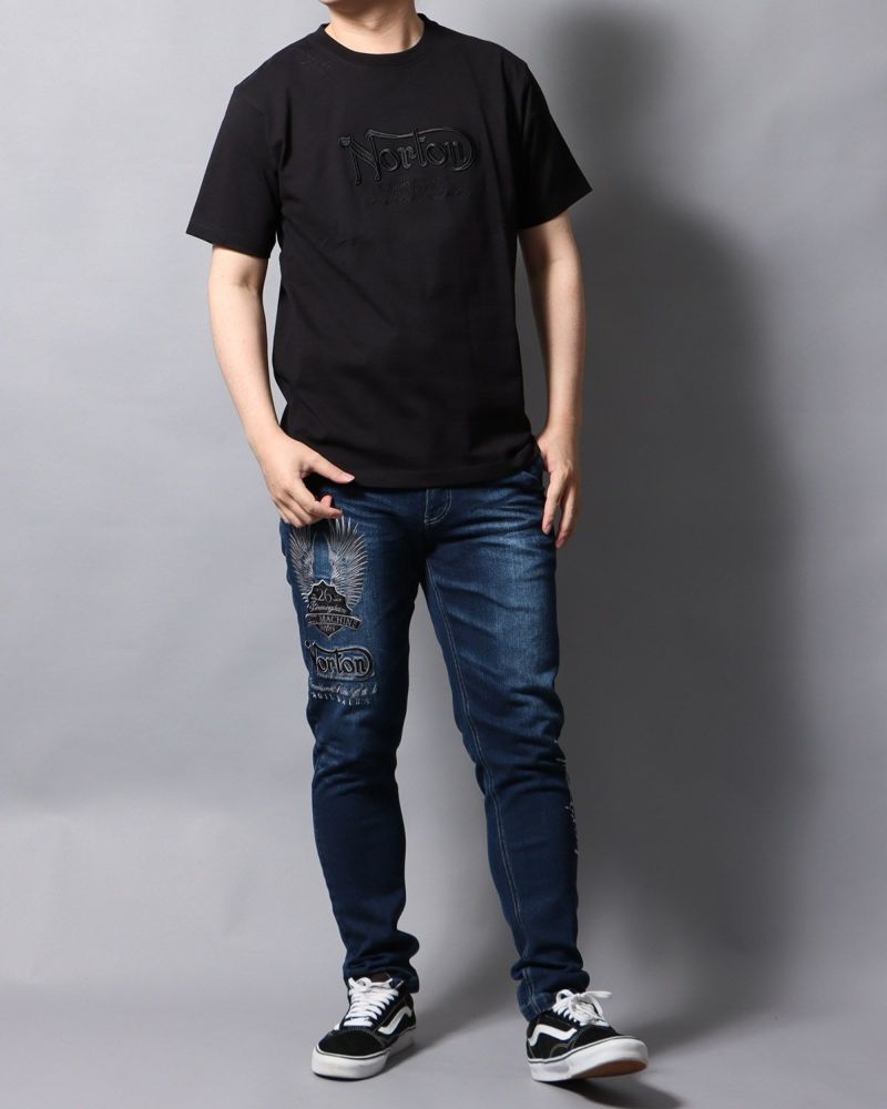 ブラック：178cm/75kg(Lサイズ着用)