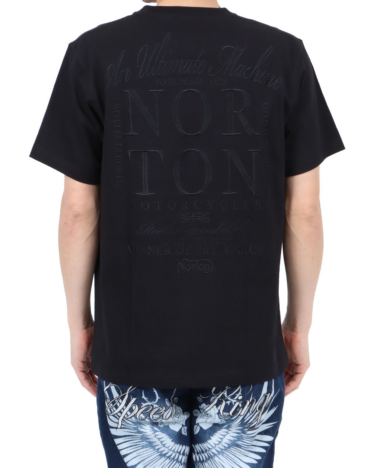 ブラック：180cm67kg(Lサイズ着用)