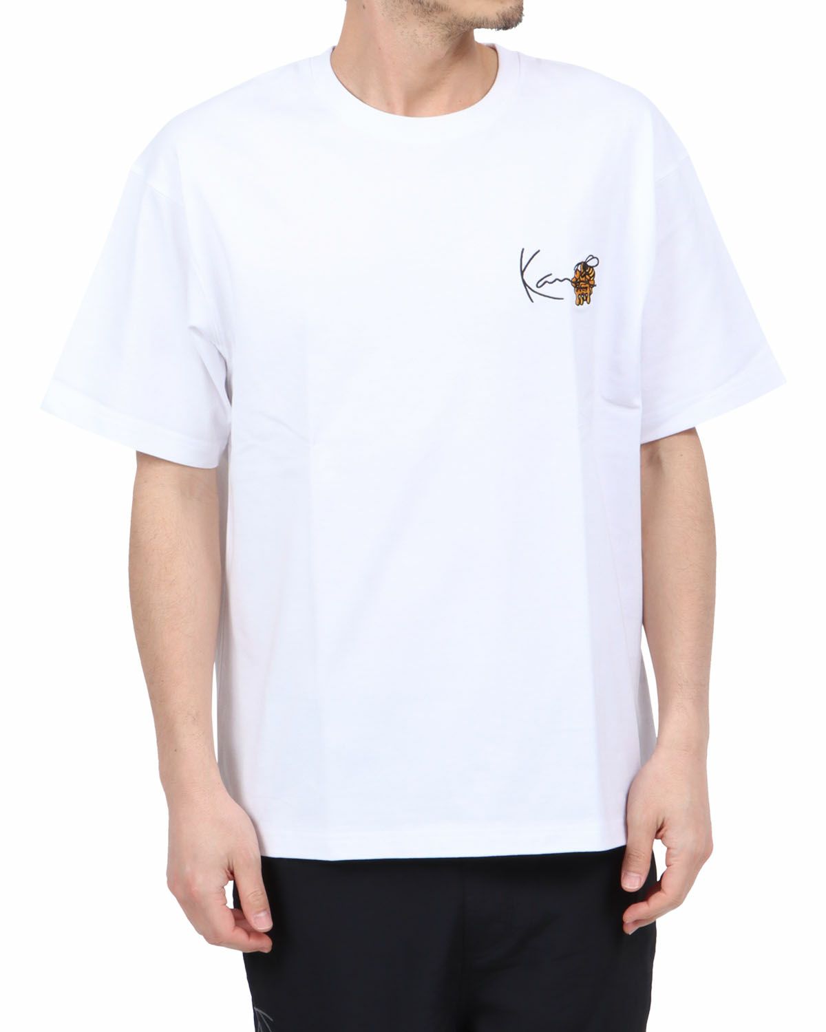 ホワイト：180cm67kg(Lサイズ着用)