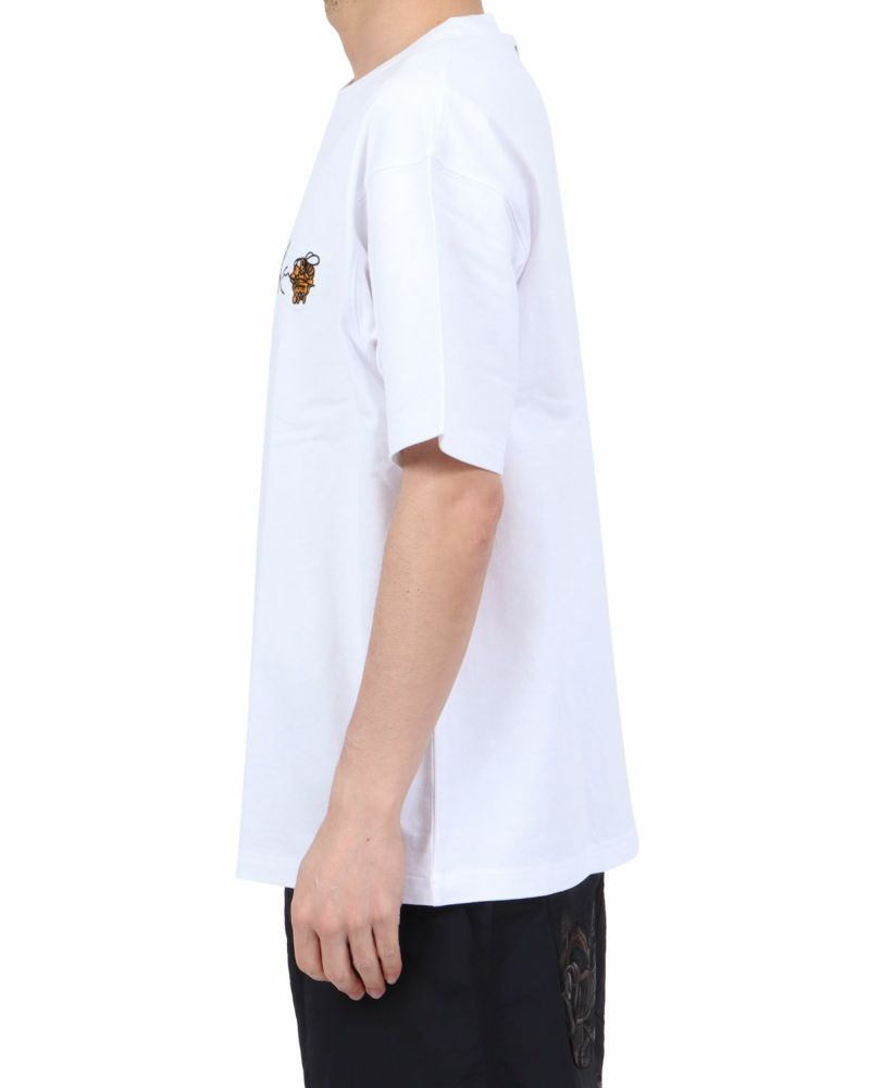 ホワイト：180cm67kg(Lサイズ着用)