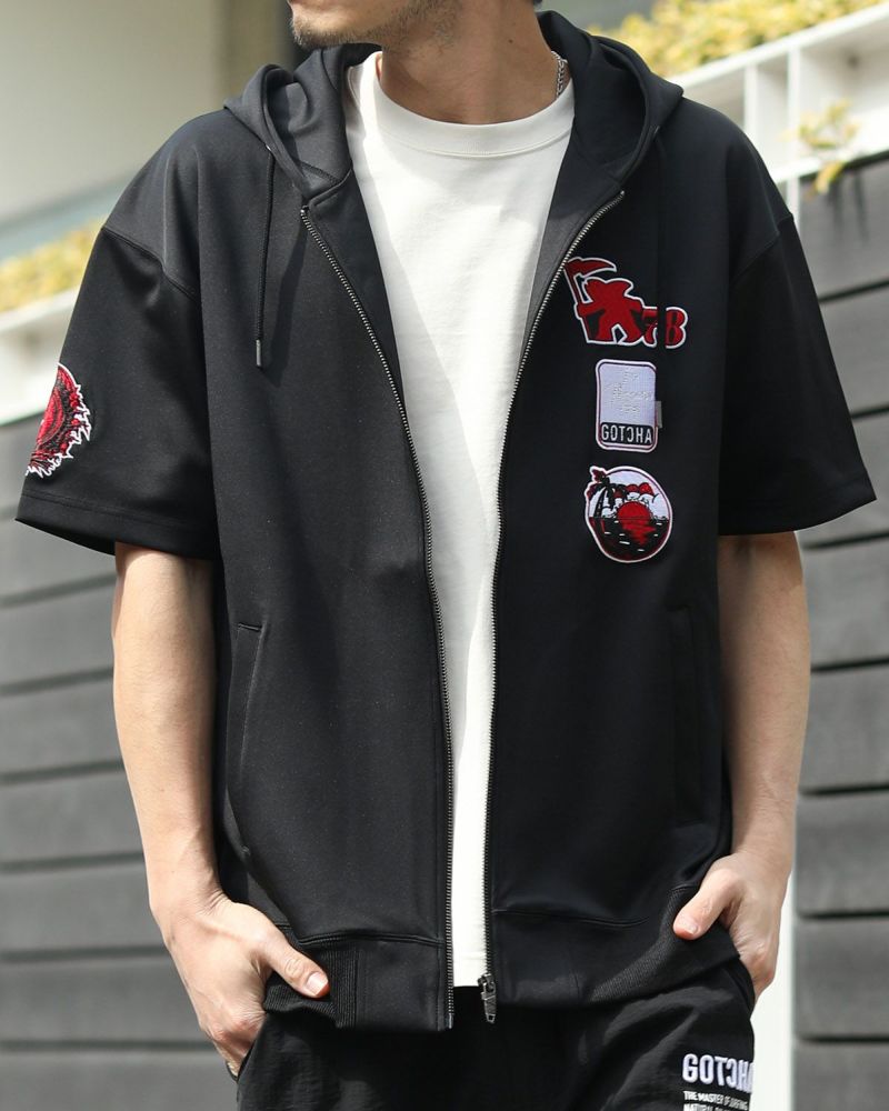 ブラック：180cm67kg(Lサイズ着用)