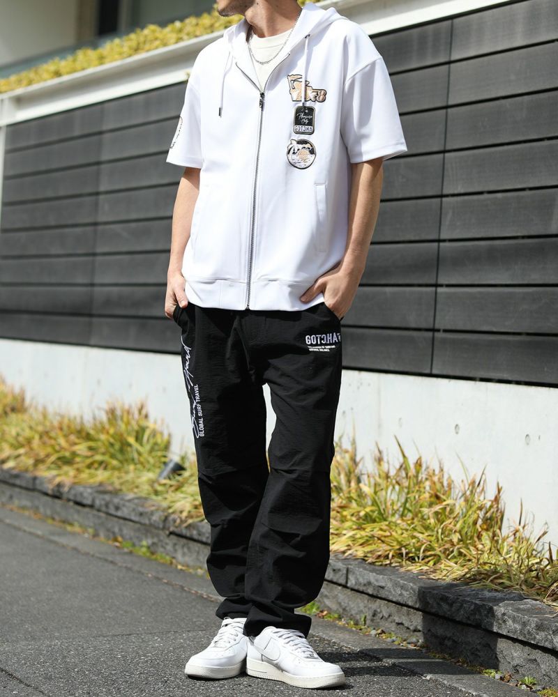 ホワイト：180cm67kg(Lサイズ着用)