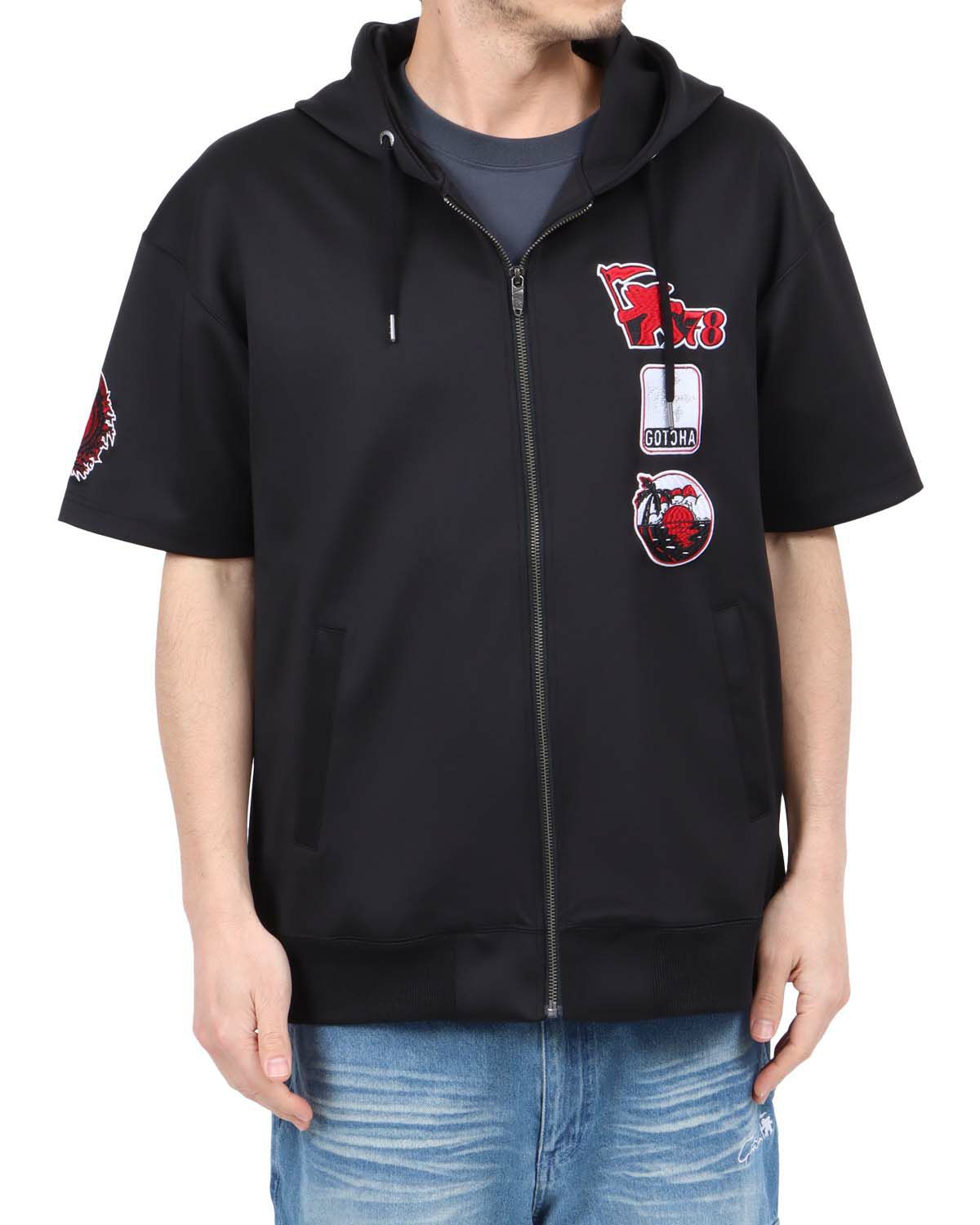 ブラック：180cm67kg(Lサイズ着用)