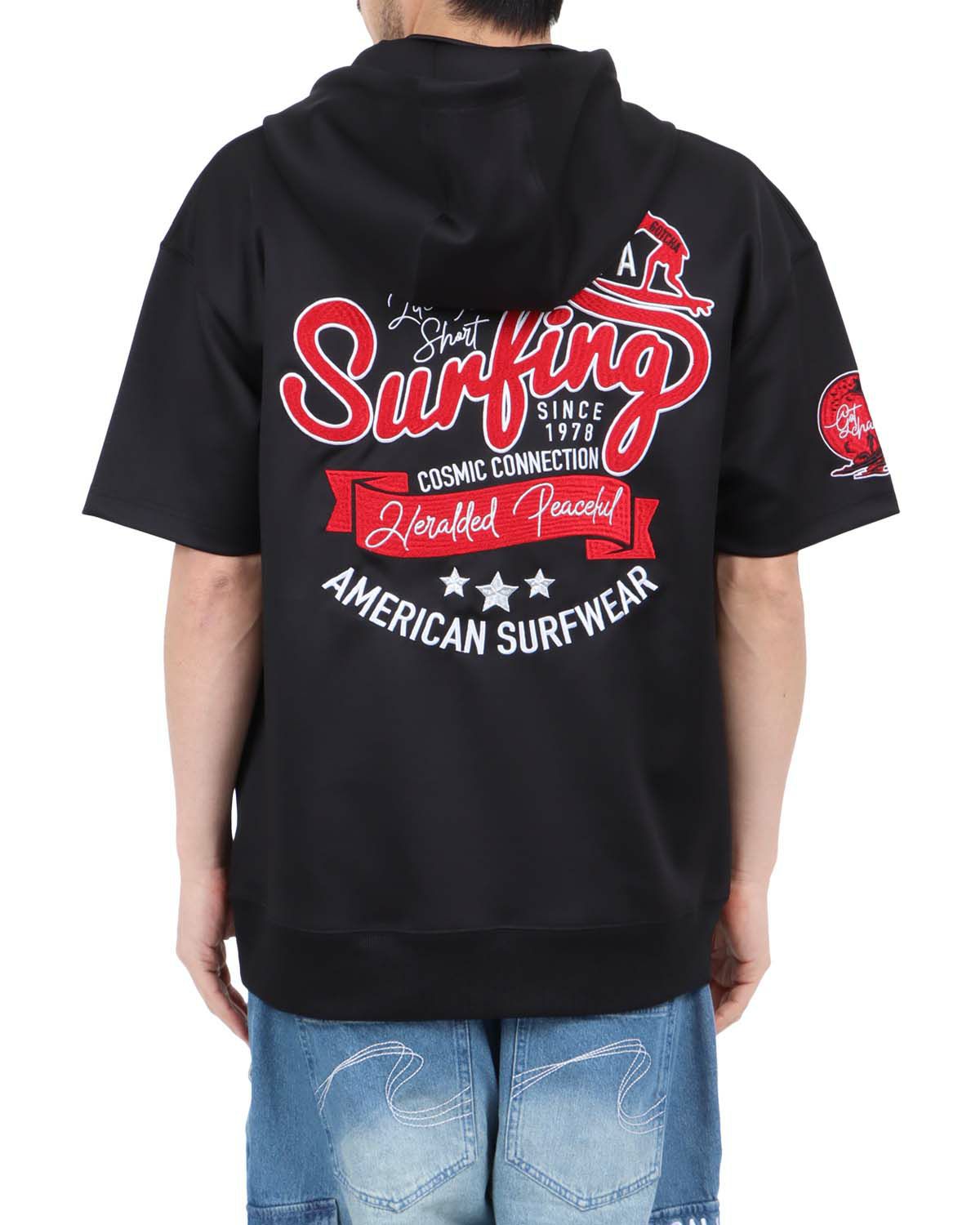 ブラック：180cm67kg(Lサイズ着用)