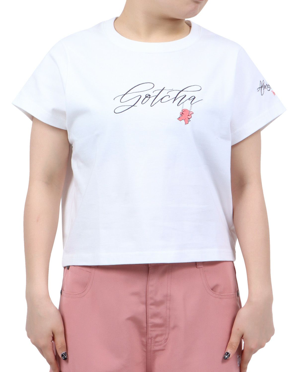 ホワイト：158cm(Mサイズ着用)