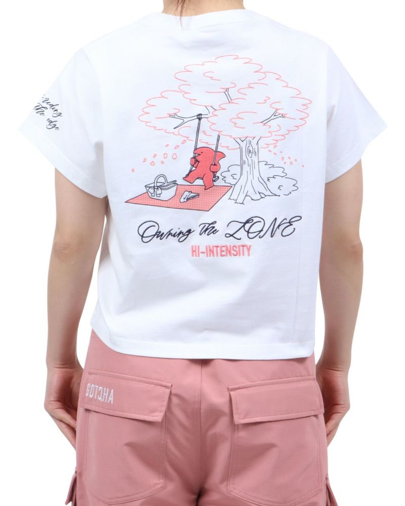 ホワイト：158cm(Mサイズ着用)