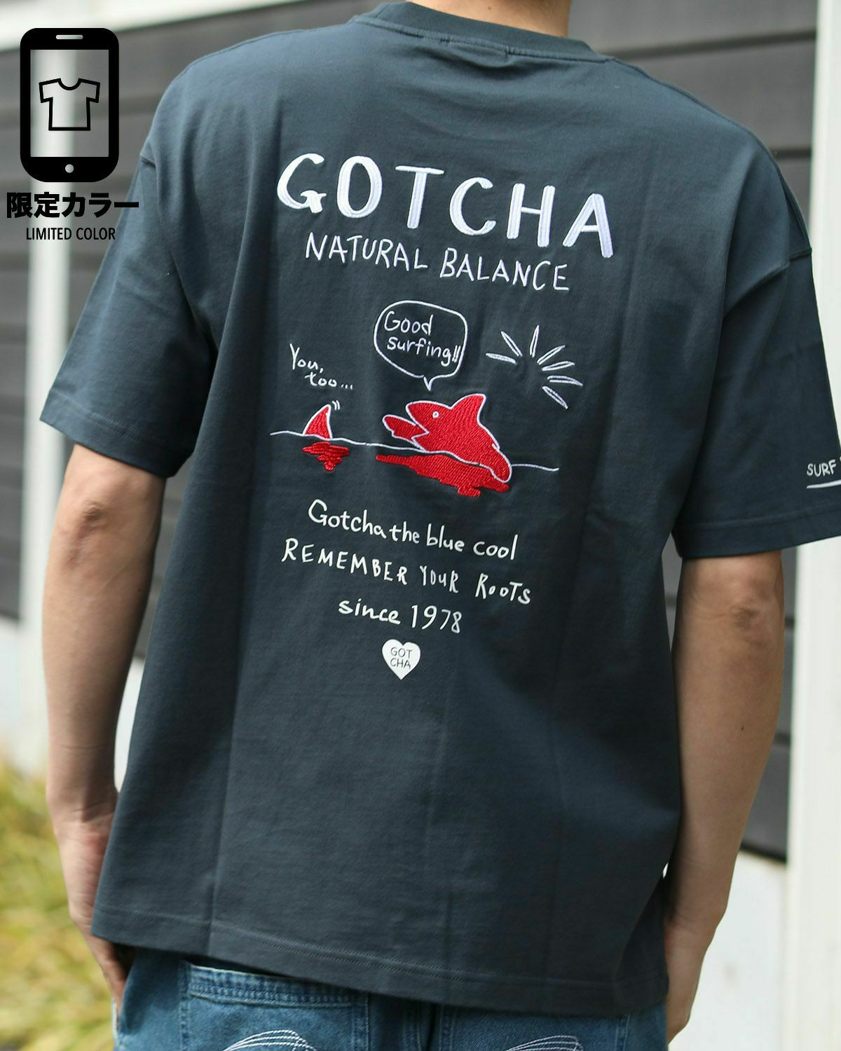 チャコール:180cm67kg(Lサイズ着用)