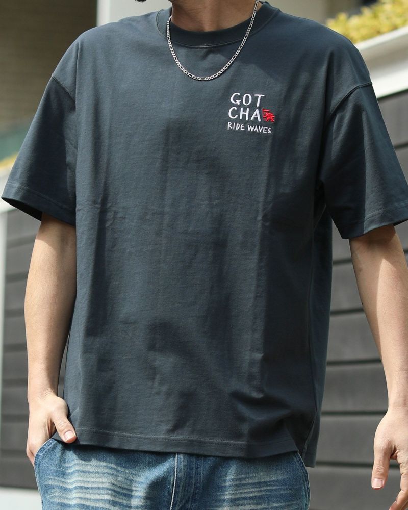 チャコール:180cm67kg(Lサイズ着用)