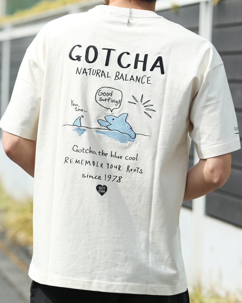 オフホワイト:180cm67kg(Lサイズ着用)