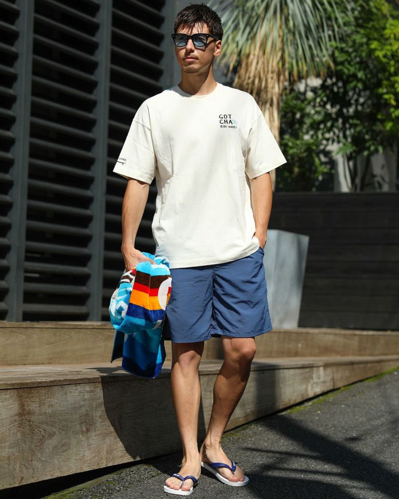 オフホワイト:180cm70kg(Lサイズ着用)