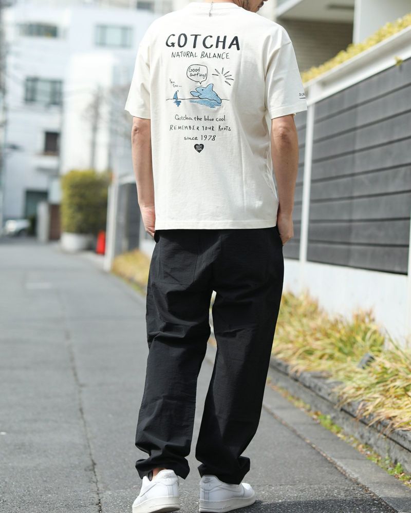 オフホワイト:180cm67kg(Lサイズ着用)