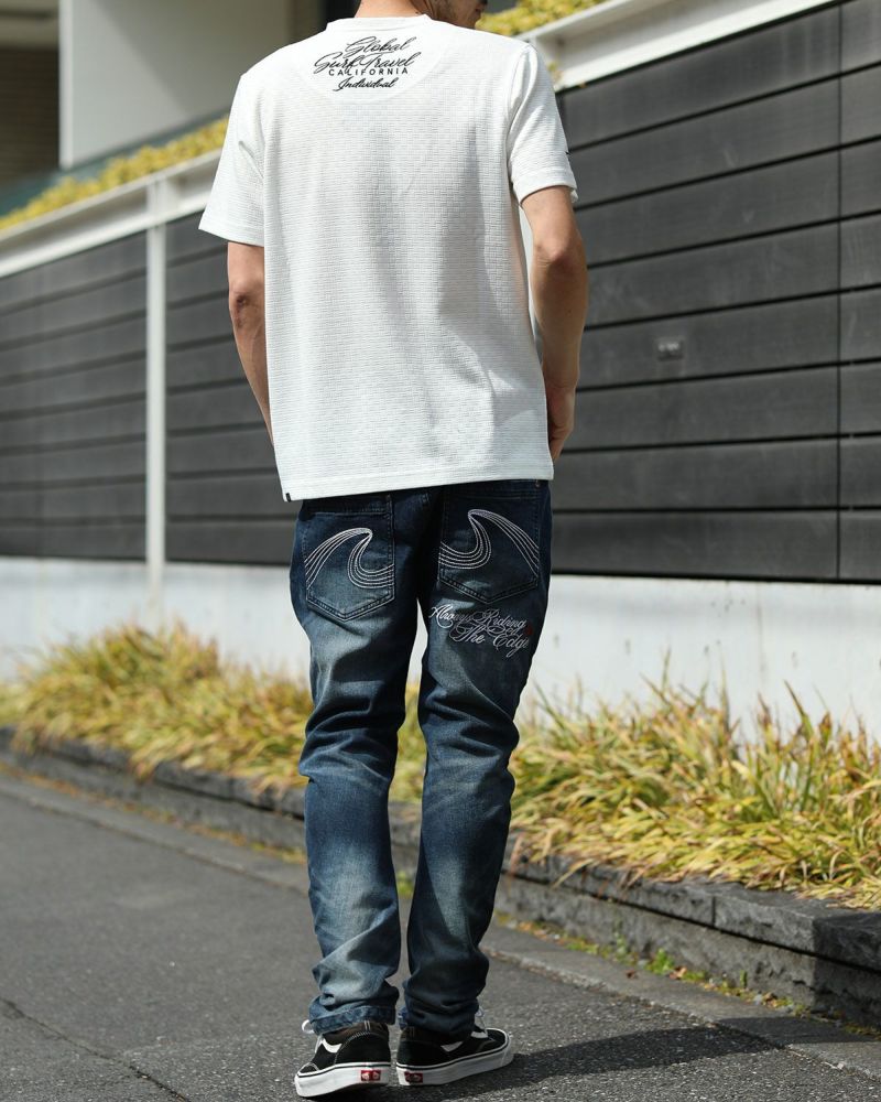 ホワイト：180cm67kg(Lサイズ着用)