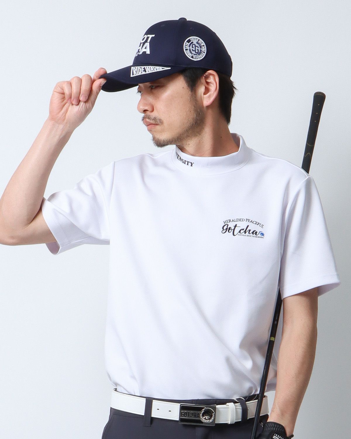 ブルー：180cm67kg(Lサイズ着用)